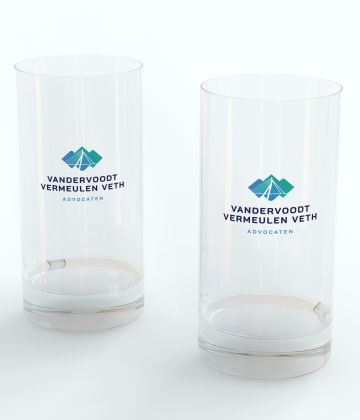 Transparante glazen | Goos Reclamemakers B.V.